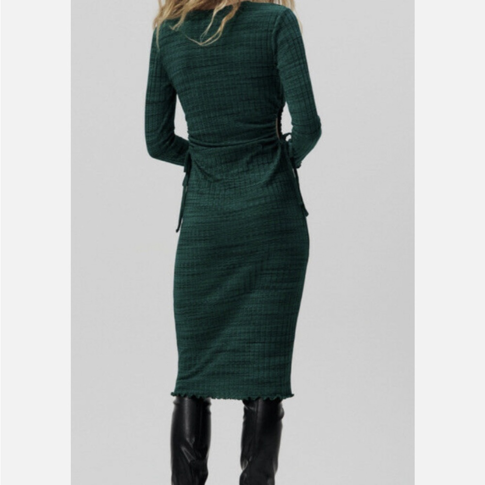 Zara once used Teal Long Sleeve cutout midi Dress - Picture 2 of 6